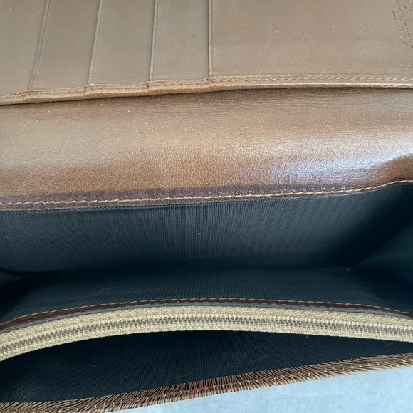 Salvatore Ferragamo brown embossed leather Gancio continental wallet with silver - Picture 5 of 8